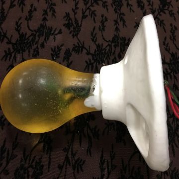 Light Bulb Solid